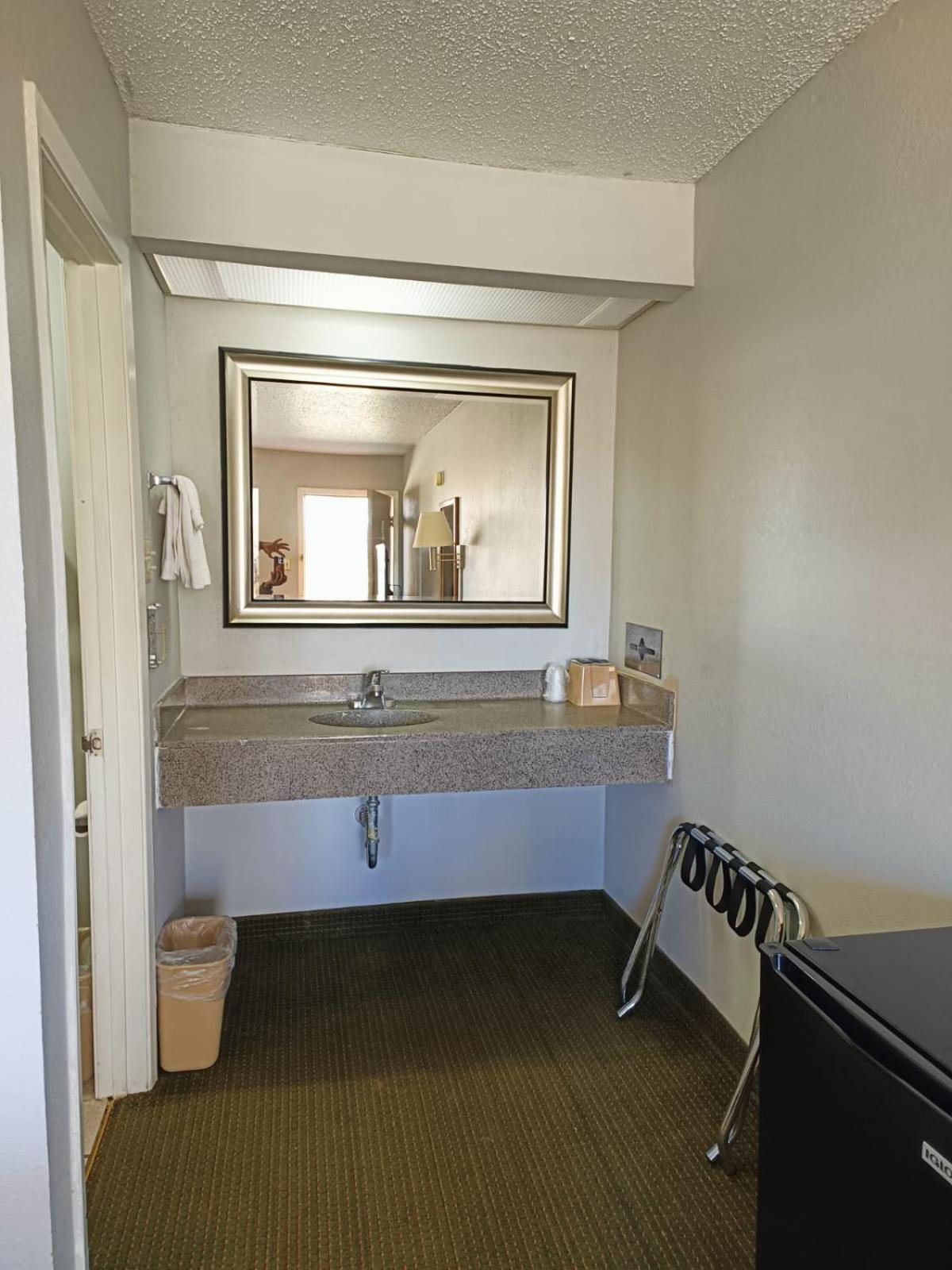 Executive Inn By Oyo Kilgore North Luaran gambar
